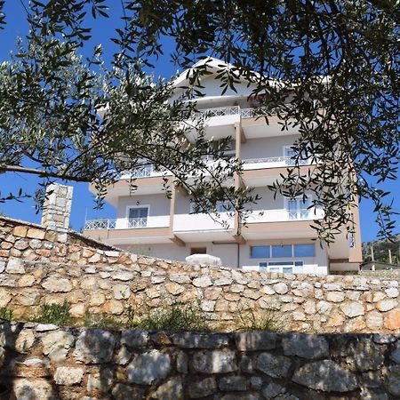 Villa Kristina Himare Bagian luar foto