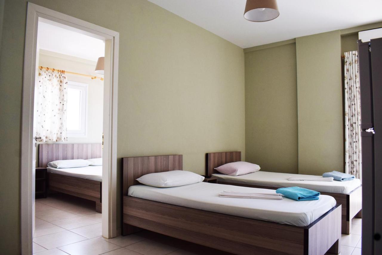 Villa Kristina Himare Bagian luar foto