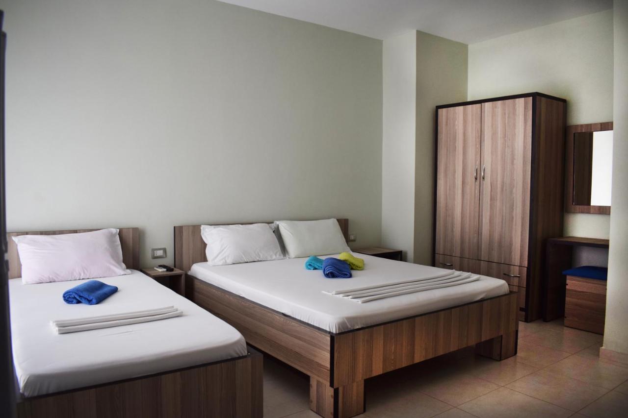 Villa Kristina Himare Bagian luar foto